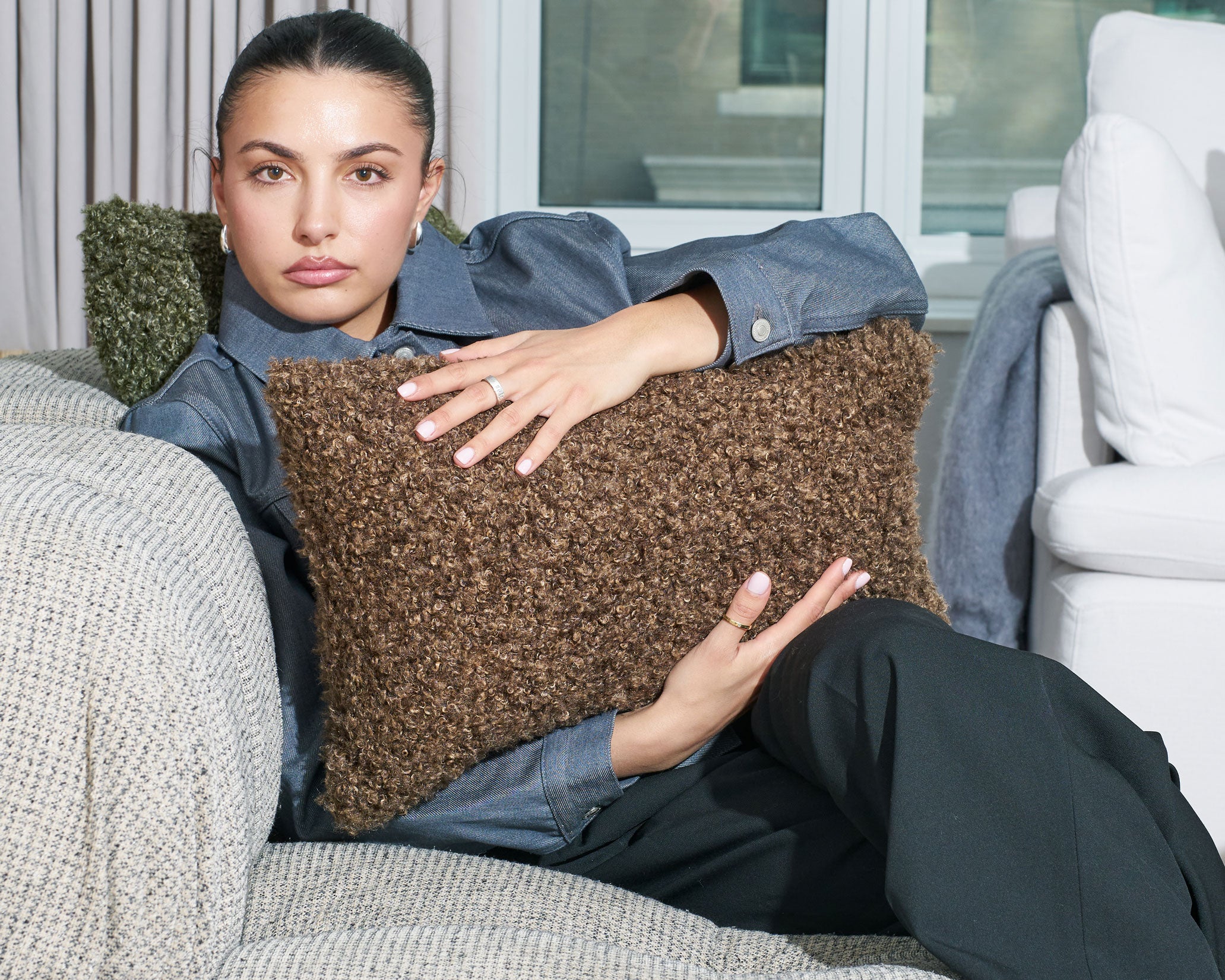 Curl Up / Espresso - Image 3