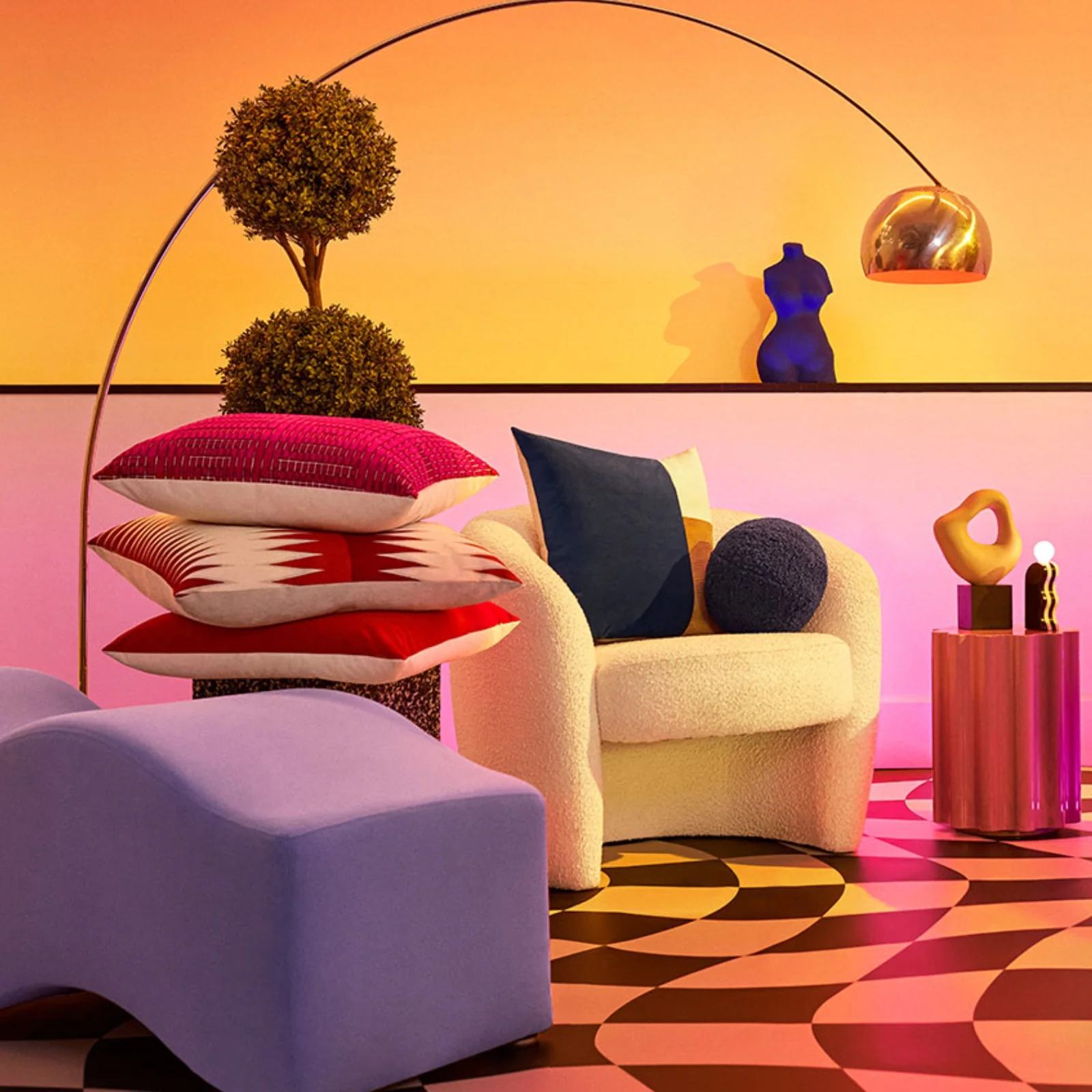 Exhibit / Fuchsia - Image 4