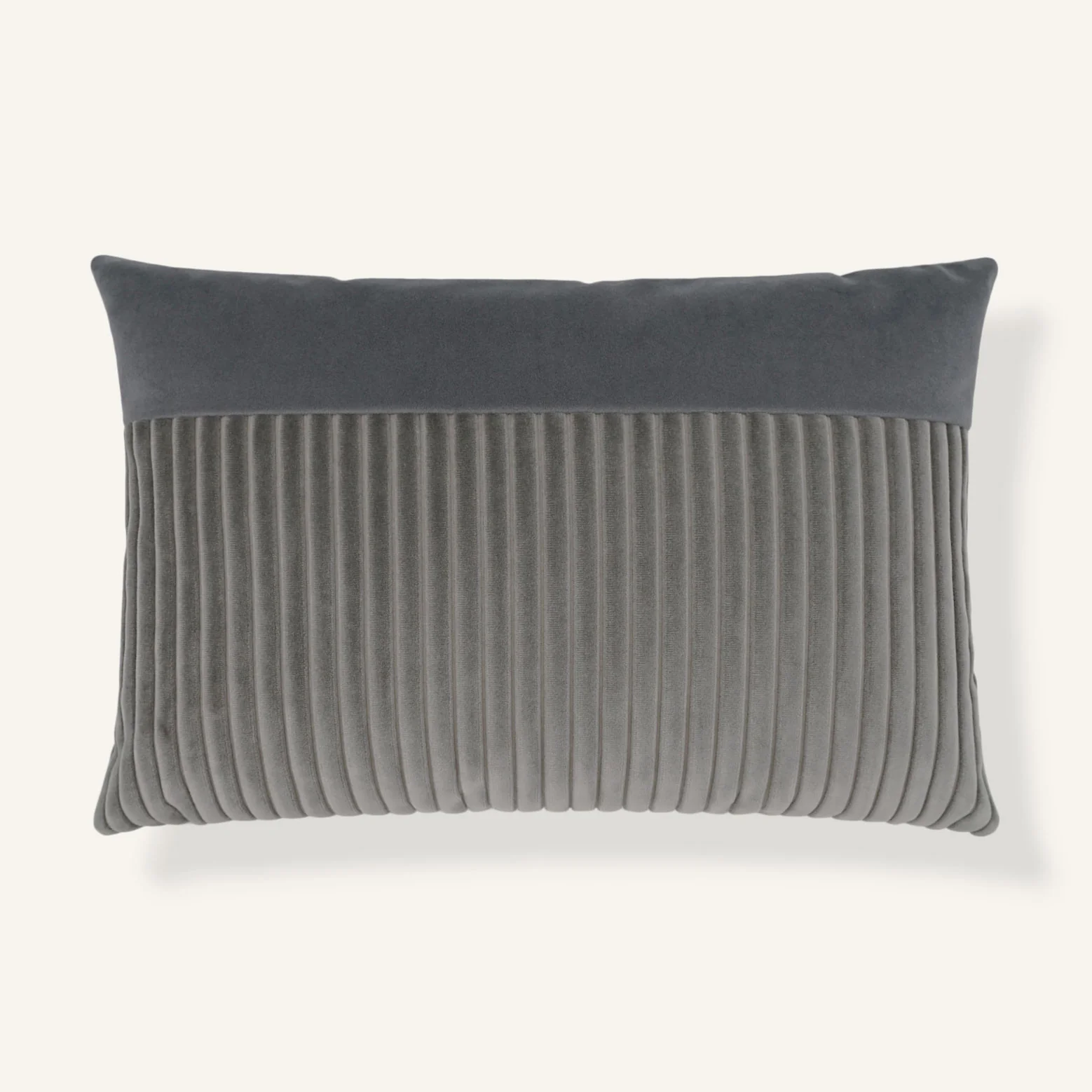 Fluted II / Smoke