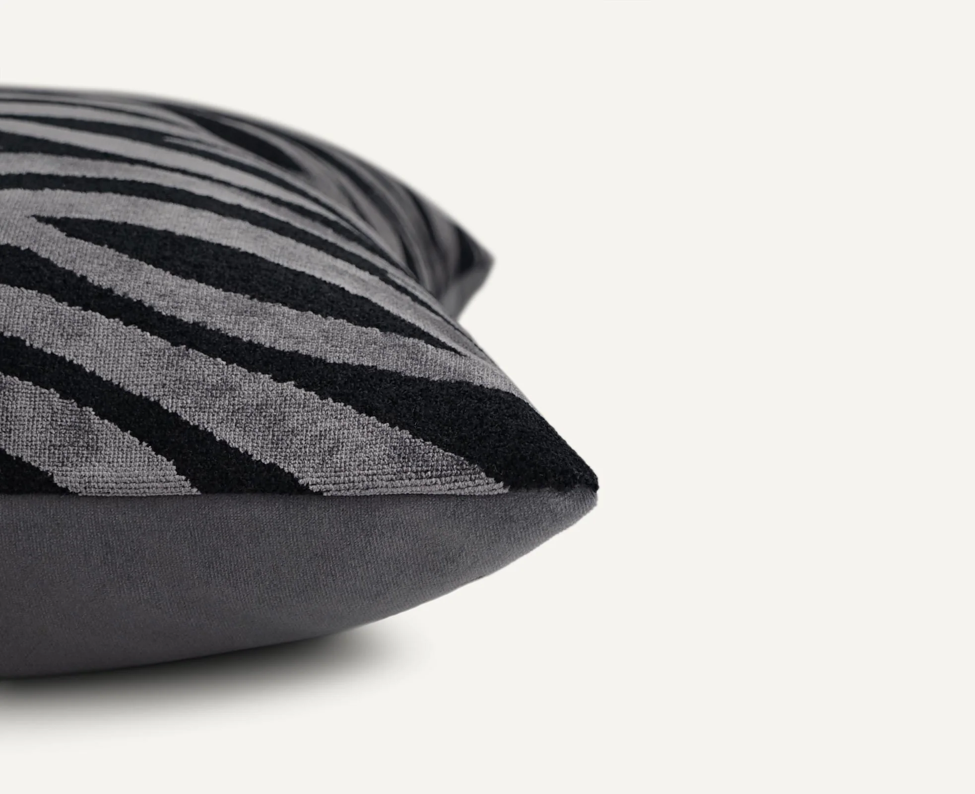 Lulu / Anthracite - Image 3