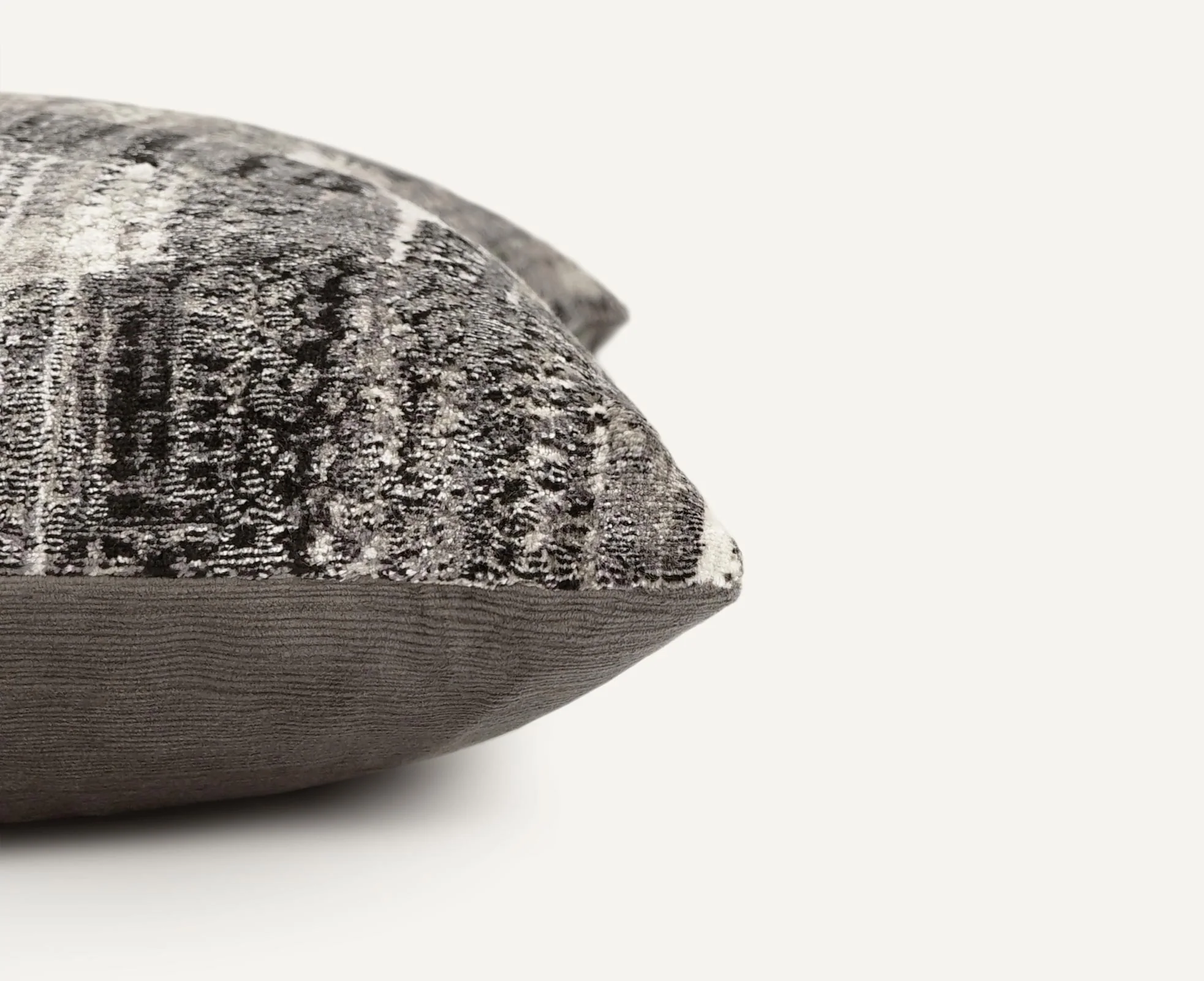 Mulliner / Granite - Image 3