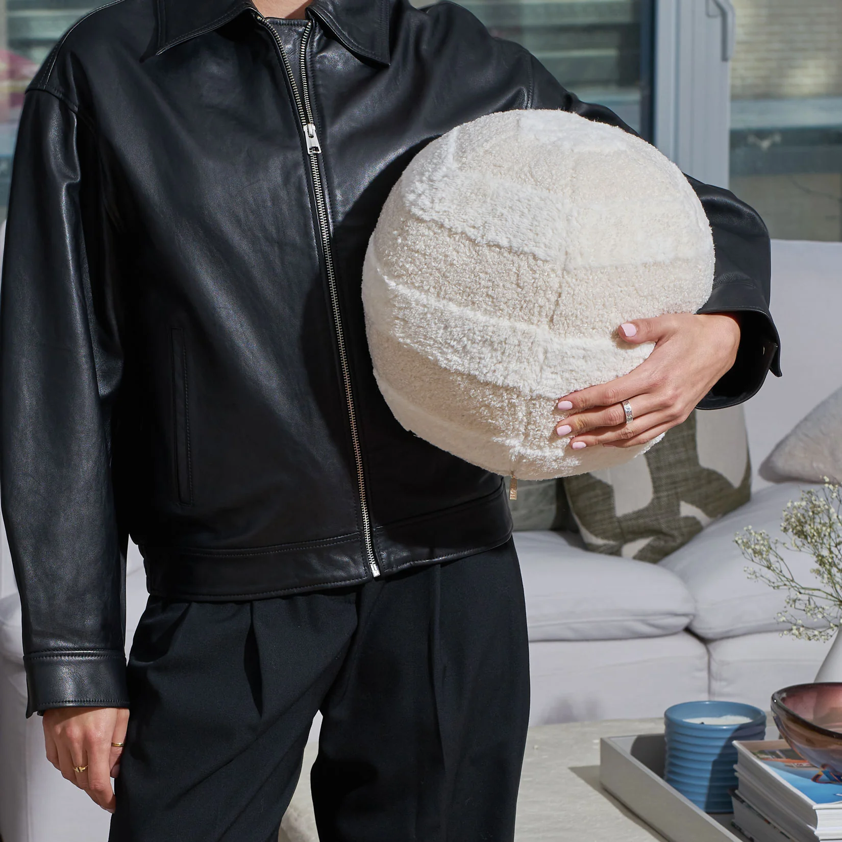Plush Line Ball / Cream - Image 2